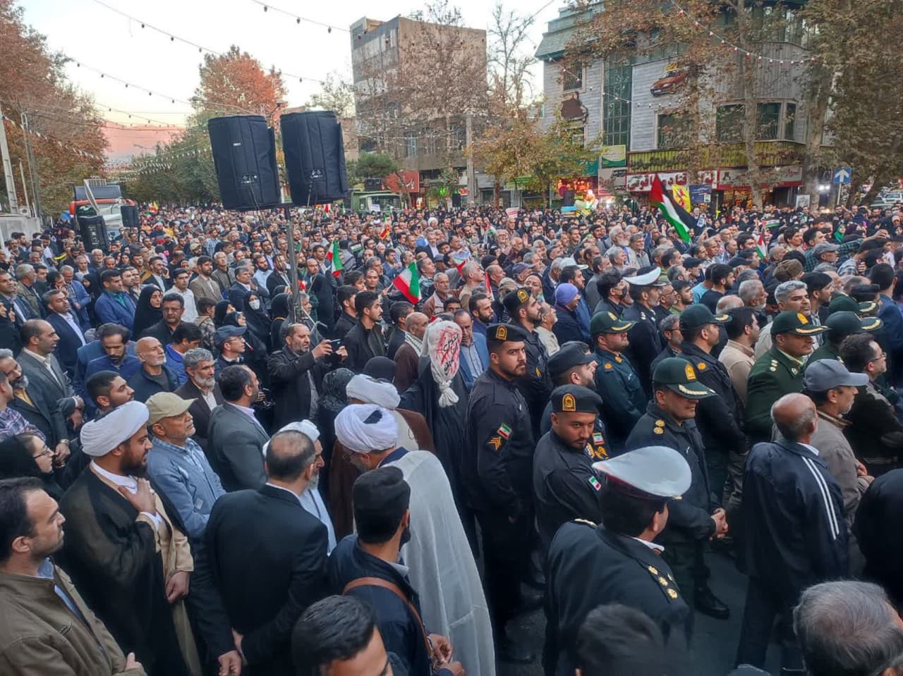 راهپیمایی مردم البرز در حمایت از کودکان فلسطینی