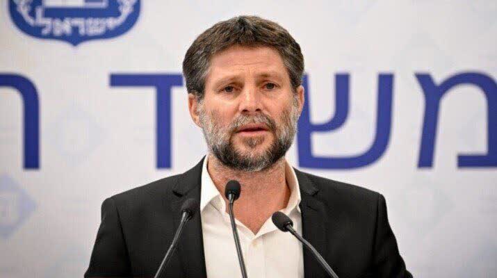 پاسخ تند نویسنده عربستانی به وزیر رژیم اسرائیل: شترهای ما ریشه دارند، شما نه