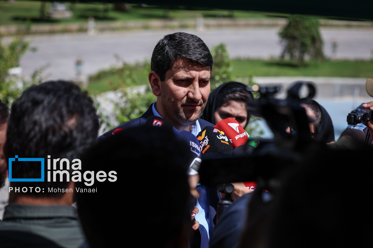 وزیر ارتباطات: چند ماهواره سبک از مجموعه «شهید سلیمانی» امسال به فضا پرتاب می‌شوند