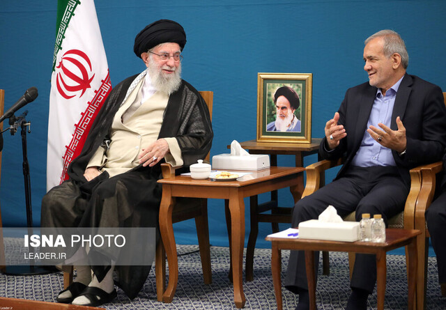 دیدار رئیس‌جمهور با رهبر انقلاب پیش از سفر به نیویورک